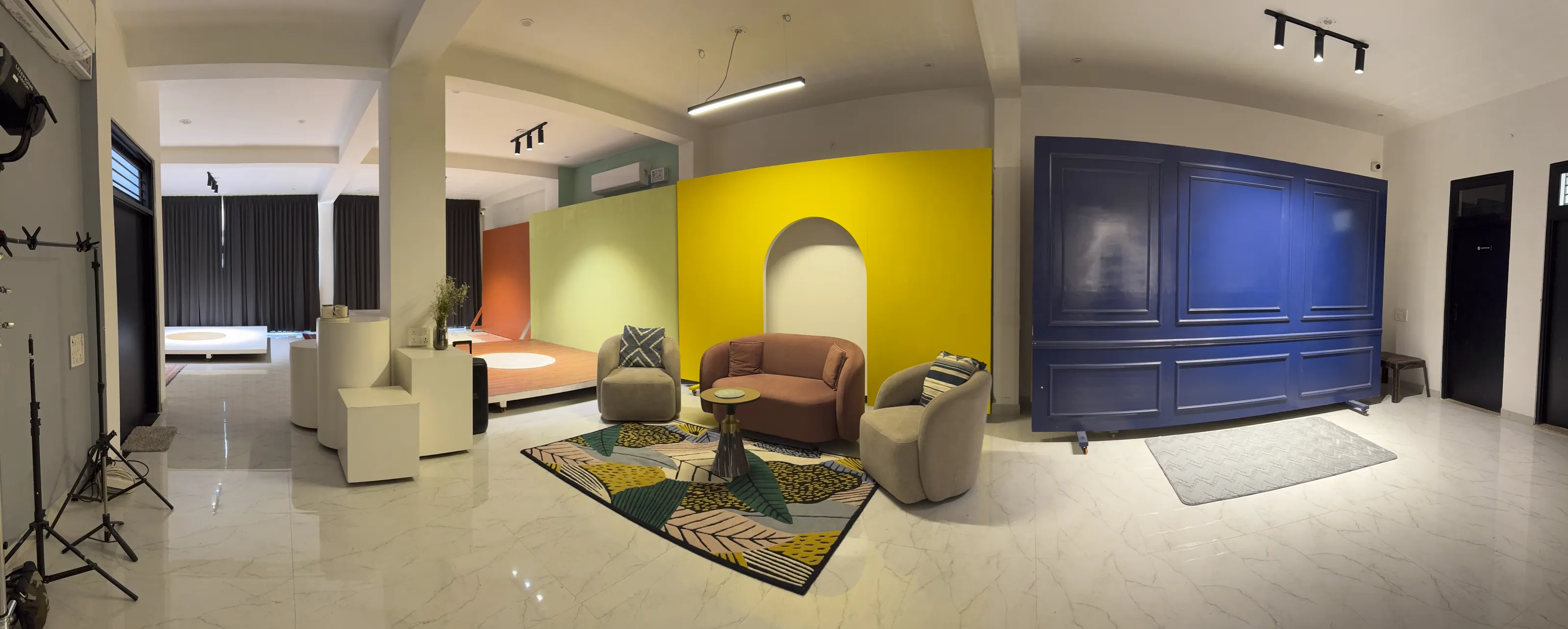 Rare Motion Studio — panoramic interior